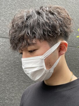 クオル 立川(QOL) ドライツイスパ刈り上げマッシュ