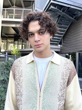 マグノリア(MAGNOLIA) メンズミディアムスパイラルパーマ・・YOSHIBA