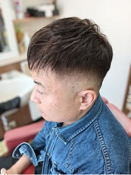 髪部リアン(髪部 lien) スキンフェード＋白髪染めグレイアッシュトーン9