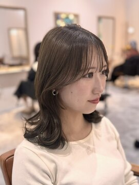 フランチェスカドット(francesca.) 透明感ベージュ