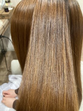 ユーリカ リチェルコ 四天王寺前夕陽ケ丘店 髪質改善トリートメント