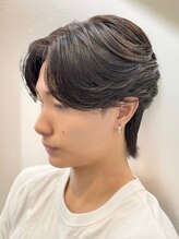 ビッケメンズヘア(Vicke Men's hair)&nbsp;フェザーパーマセンターパートダウンパーマニュアンスパーマ韓国