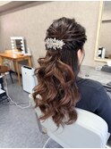 上品なスジ系ハーフアップスタイル