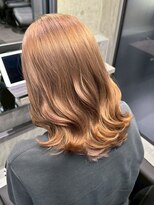 シェリール(CHERiR)&nbsp;艶感アプリコットオレンジ巻き髪レイヤー似合わせカット20代
