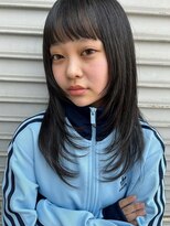 スリーヌーン(THREE noon)&nbsp;セミロングのレイヤーカット