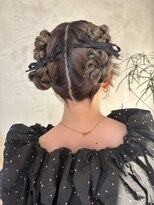 ニュイ(nuit)&nbsp;個性派ツインヘアアレンジ♪
