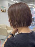 ぱつっと切りっぱなしボブ☆