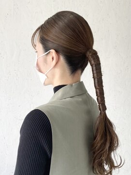 ザヘアメイクシェア(THE -HAIR MAKE SHARE-) あえてのぴっちり！お呼ばれヘアアレンジ