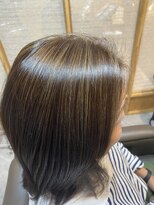 ロエ 平尾山荘(loe)&nbsp;【脱白髪ハイライト】ツヤベージュ×ハイライト／平尾/高宮
