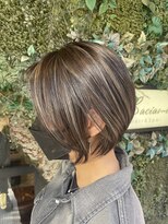 バーシャミ ヘアーアンドスパ(Baciami Hair&Spa) ショートボブ×ハイライト