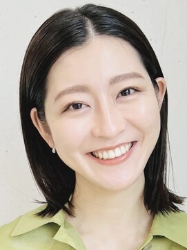 ヘアー 4038(HAIR.4038) タイトな肩ハネミディアム♪