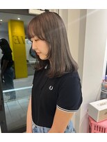 シイ(SIE)&nbsp;透明感グレージュカラー