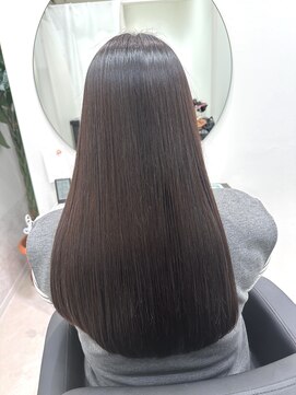 エレノア 梅田 大阪駅前第4ビル店(Eleanor) 美髪ストレート