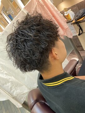 銀座マツナガ 浅草店 20代30代人気！ツーブロマッシュツイストスパイラルパーマ