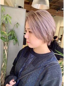 リフル 八王子(RIFULL) ハイライト　レイヤー ショートヘア　ボブ　くびれレイヤー