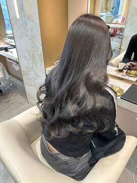 ロッサ マダムアルディ(Rosa Mme.Hardy) 透明感ダークグレージュ