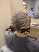ツイン編み込み団子