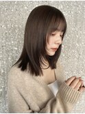 ミディアムレイヤー　ハッシュカット　レイヤーカット