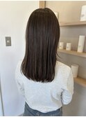オリーブベージュ