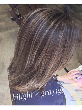 トルネード(TORNADO) 外国人風ロブ ハイライトグラデーション グレージュ 外ハネ