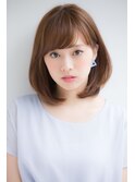 大人女子におすすめミディアムスタイル/顔まわりカット/