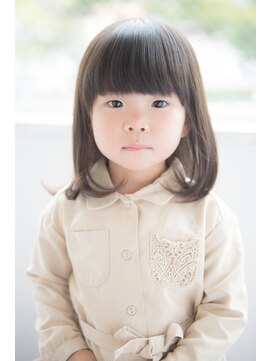 ヘアーアンドビューティーベリー(hair&beauty Very) ミディアム軽めボブ