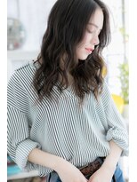 ミック ヘアアンドビューティー 大山店(miq  Hair&Beauty)&nbsp;外国人風フリンジウェーブｘダークカラーのこなれセミディ