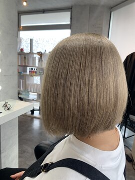スパークスヘア(Sparks hair) グレージュってよくある色味に名前を付けるならこのスタイルだな