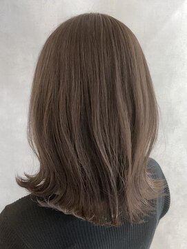 アンド(ANDO) 【本町】くびれボブ 外ハネストレート ミルクティーベージュ