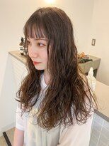 トゥコ(tuco)&nbsp;ニュアンスパーマ　ロングパーマ　コテ巻き風