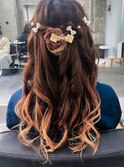グラデーションカラーのお呼ばれヘア