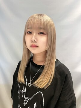 サラ 天神大名店(SARA) 【天神】ホワイトブロンド×切りっぱなし