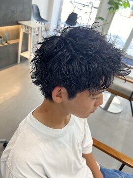 ドットエフ(.f) スパイキーショート/ツイスト