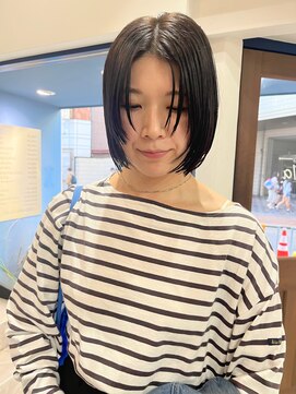 ウクラ バイ レシッド 池袋(uchla by rcid) 顔周りレイヤー☆艶髪酸性ストレートパーマのミニボブ☆20代30代