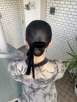 タイトアレンジ　タイトシニヨン　参列ヘア