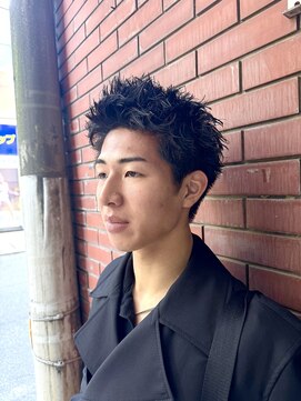 ピンパーマ×無造作スパイキーショート