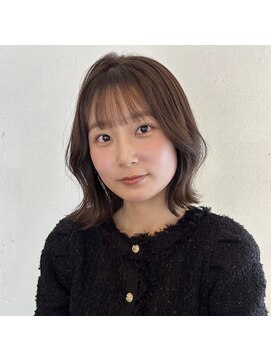 ブラウンベージュ×くびれボブ