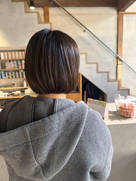 リュウギ(Ryugi) ショートボブ