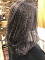 メリー(merry craftsman's factory)&nbsp;フェザーレイヤーグレージュ