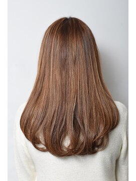 ナチュラル コレット(Natural collet) 低ダメージイルミナカラー