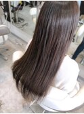 これが次世代エクステの実力!サラサラストレートヘア