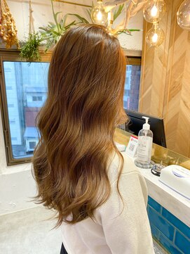 シー バイ ロンド 新宿(Sea by Lond) 【遠藤 駿】大人ベージュハイライトカラー