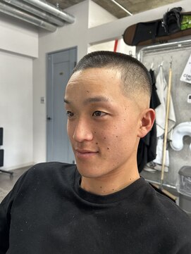 キャロル(CAROL) サイドつるつるボウズ