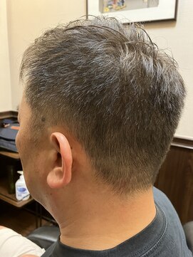 バーバーリング メソッド(BARBERING METHOD) メンズショートスタイル