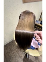 メゾン ノエラ(Maison Noella)&nbsp;【田中】オリーブベージュ×髪質改善ストレート-極-