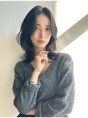 小顔まわりレイヤーウルフワンカールミディアム 20代30代40代