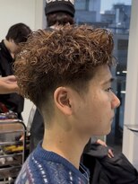 フィフス 天神大名(fifth)&nbsp;福岡大名メンズパーマスパイキーショートスパイキーパーマ30代