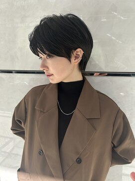 ロンドプロフィール 浦和(Lond profil) 大人可愛い20代30代40代黒髪前下がりショートボブ丸みショート◎