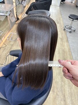 ロンドシエル 横浜(Lond ciel) オリーブグレー/韓国風巻き/レイヤーカット/髪質改善/縮毛矯正