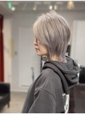 ホワイトシルバー×ウルフショート／ハイトーンレイヤー